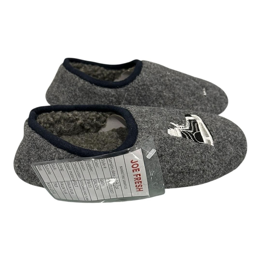 Joe Fresh Slippers Unisex Kids Size 4 Gray Hockey Skate Lined Slip On Indoor